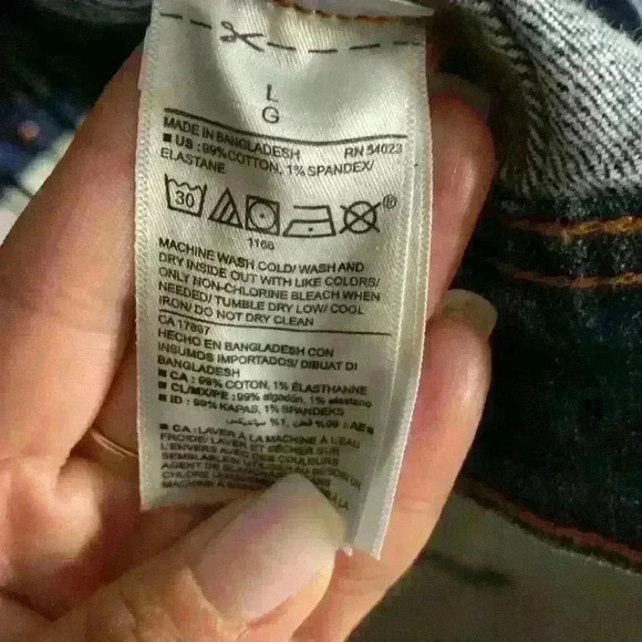 Old navy denim jacket - Picture 3 of 5